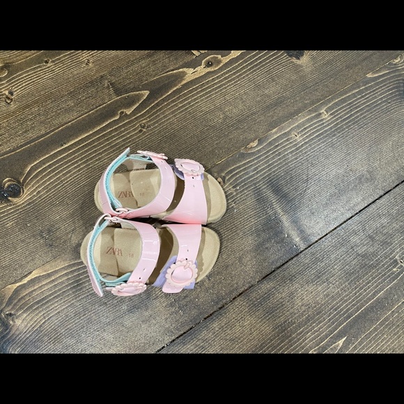 Zara sandals - Picture 3 of 4